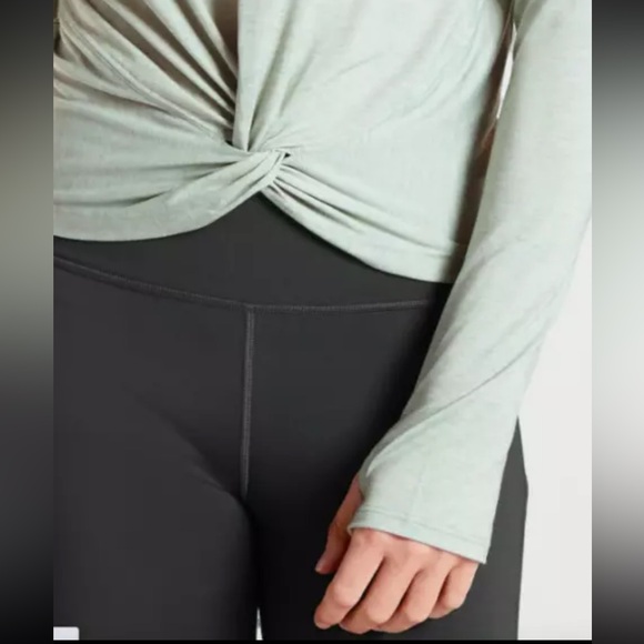 Athleta Essence Twist Top in Opal Green women’s size XS - Picture 2 of 7
